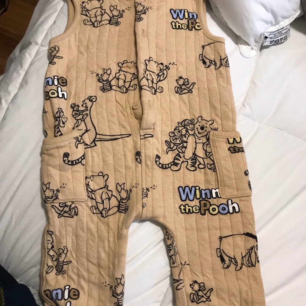 Winnie the Pooh overall! Super cute 😭😍